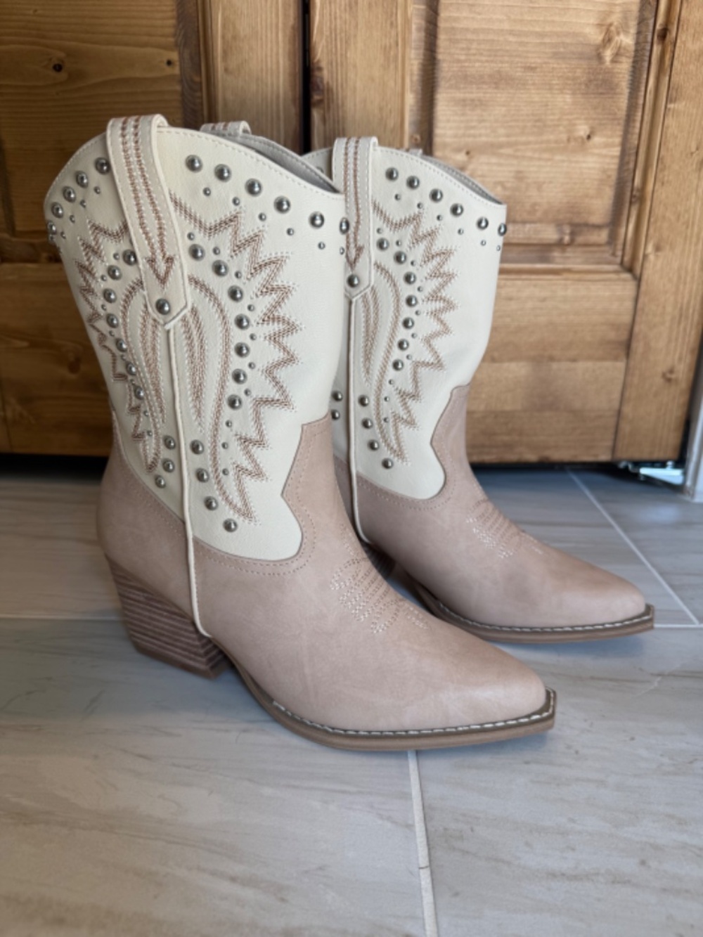 Cowgirl Boots - Brand New